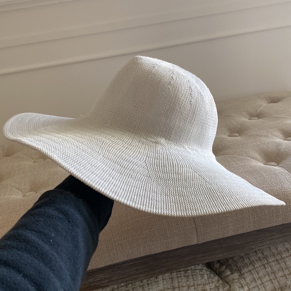White floppy Sun hat wide brim - Picture 2 of 6